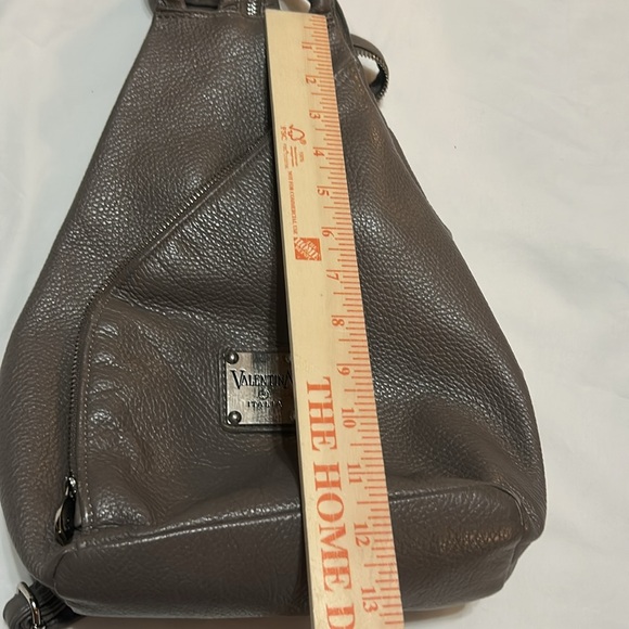Valentina Gray Sling Backpack/Sling Bag Pebbled Leather Made In Italy - Picture 1 of 10